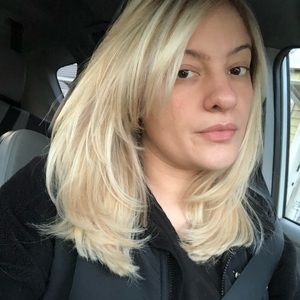 Meet your Posher, Jackie